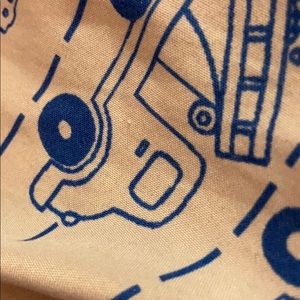 Meet your Posher, Dee dee